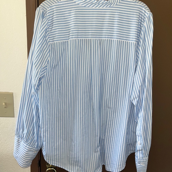 Size XXL Striped Button Up with Attached Ties - Picture 2 of 3